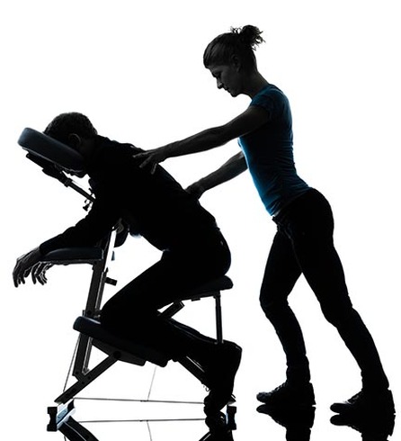 Massage sur chaise pour les entreprises